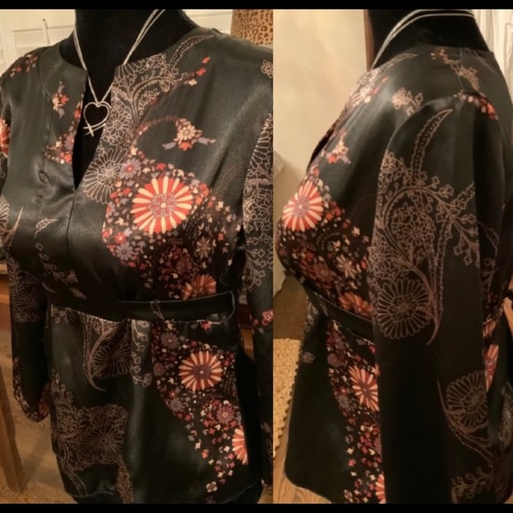 ! Anna Sui Beautiful Silk Top S - Picture 3 of 10